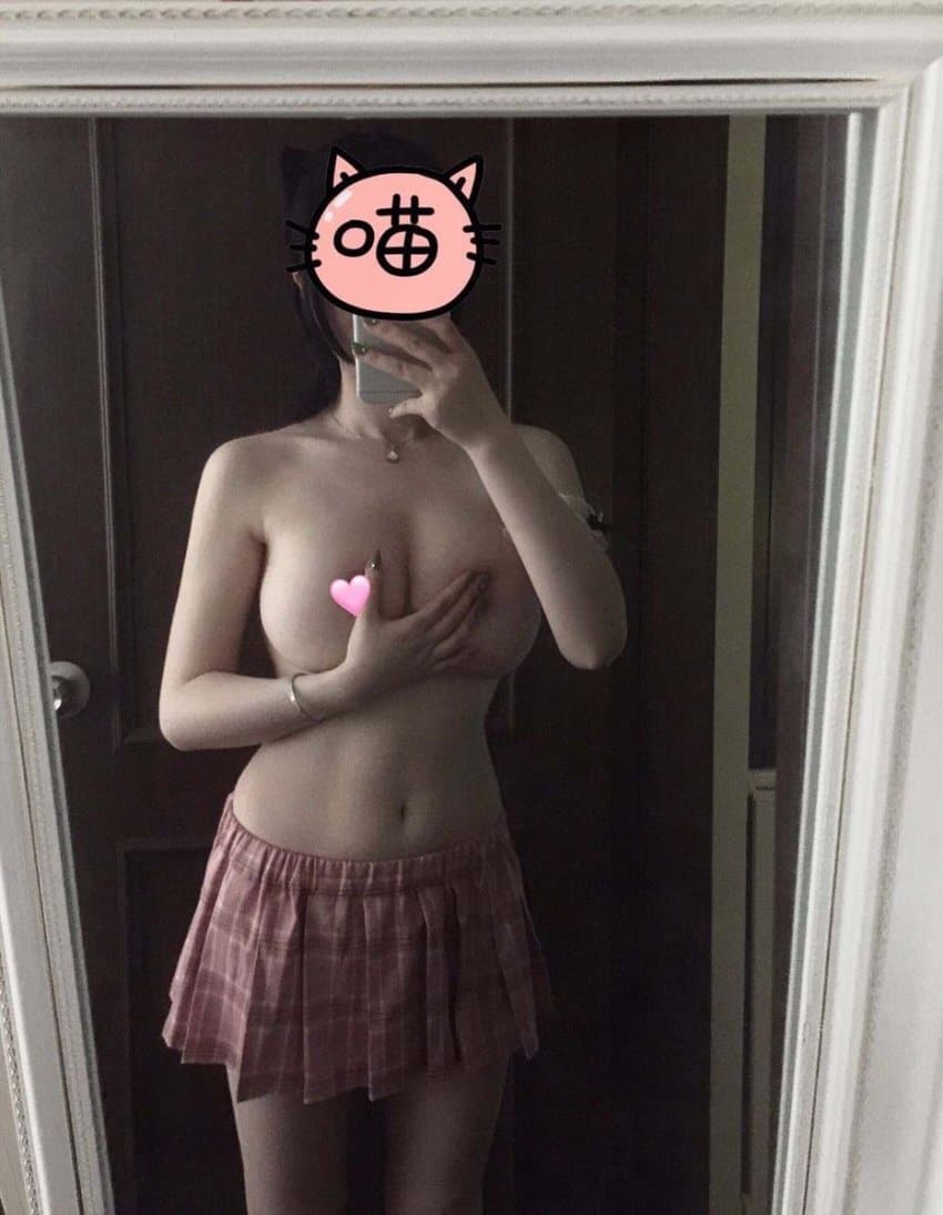 9f42eb664fa70aafc7209beed0ba70e6.jpg 요즘 유행하는 인스타 몸매 인증법