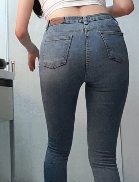 54b794efab037be67d8fb174ac5215ea.gif 청바지녀