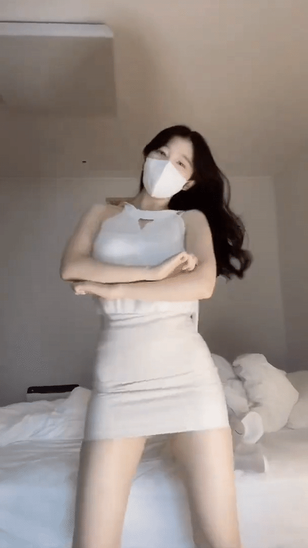 두디 틱톡 미친골반 클라쓰 ㄷㄷㄷ
