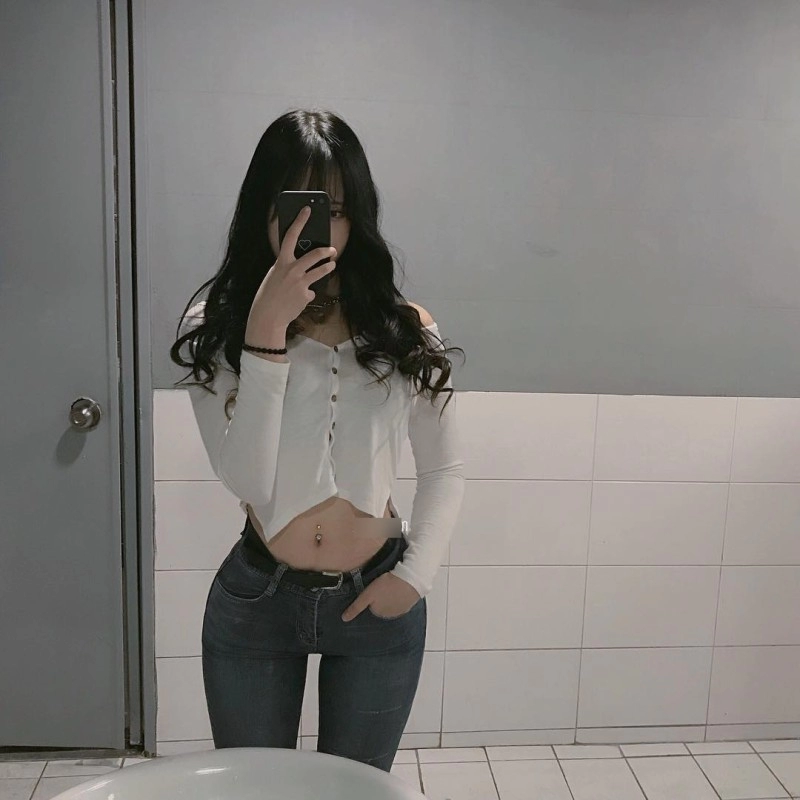흙수저녀 몸매 셀카