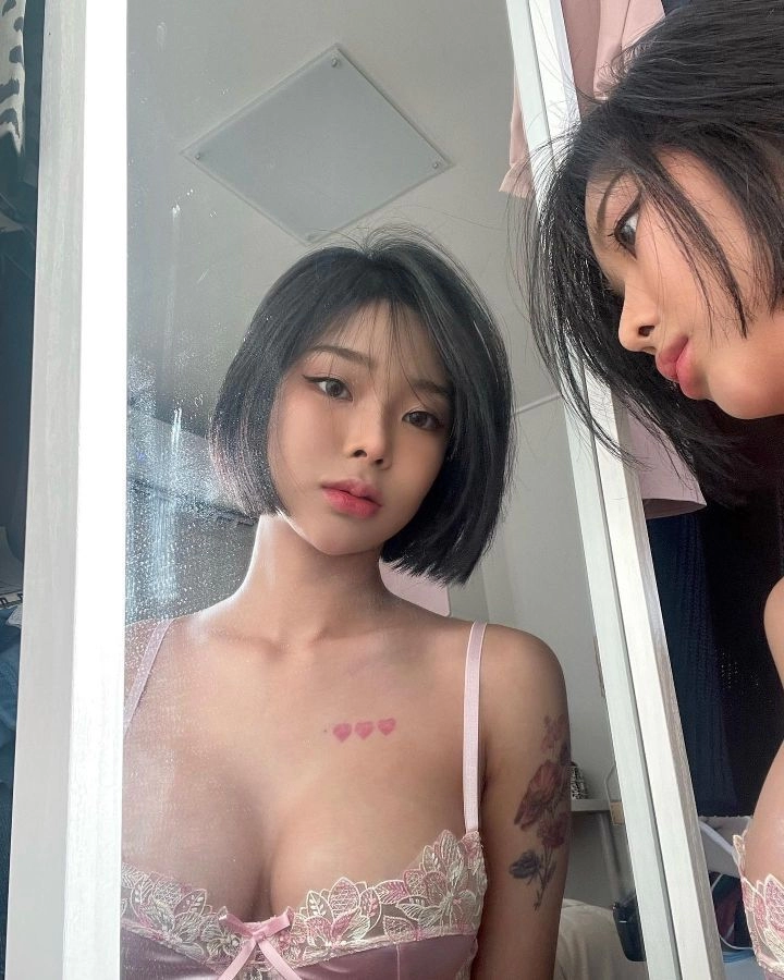 색기있는 슬랜더 모델 민아