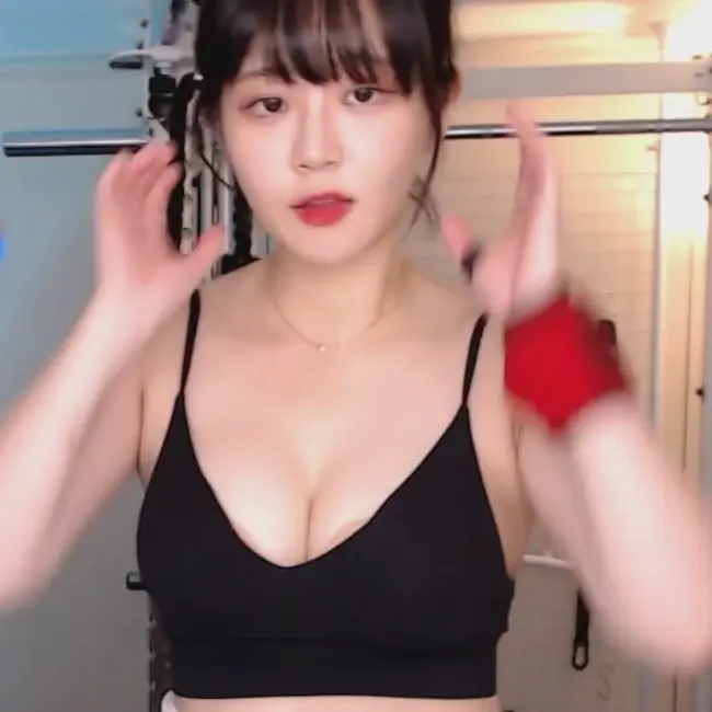 육감적인 쵸단 야드랑이