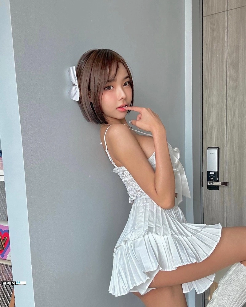 한국에 살고있는 단발녀 민아