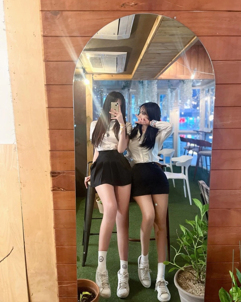 돌핀팬츠가 잘어울리는 고딩