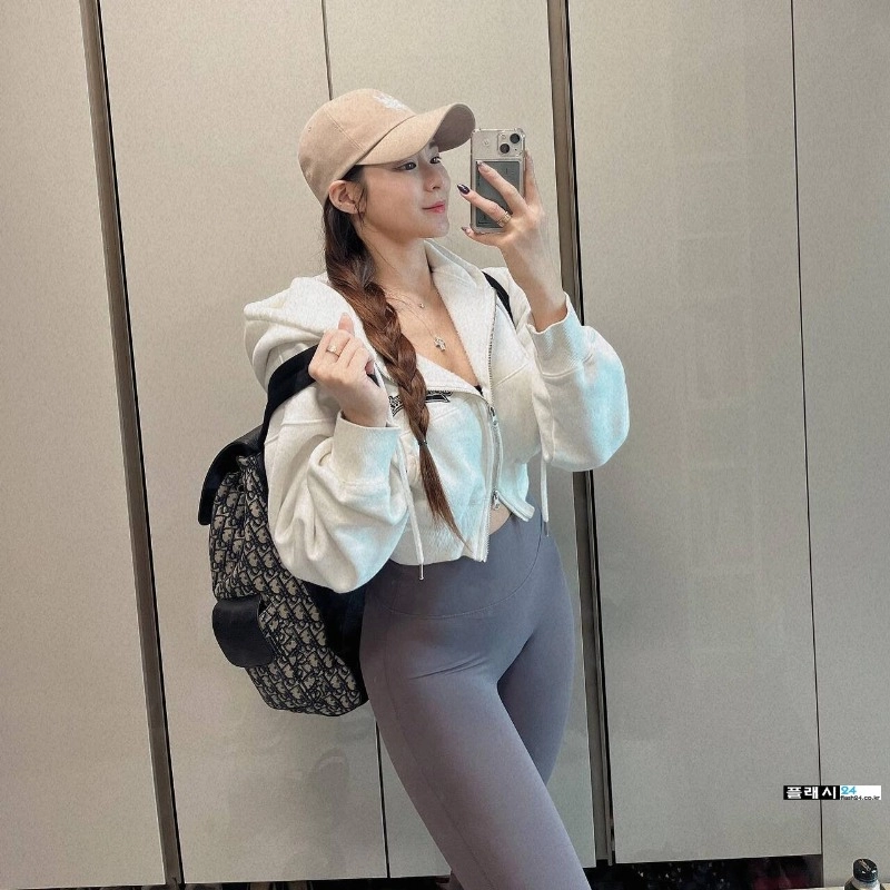 스타일도 좋은 피트니스 모델 이송이
