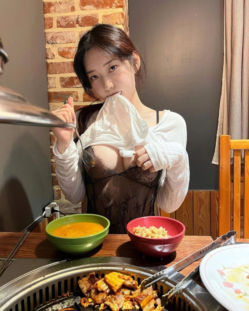 신재은 식당에서 화끈하게 야노