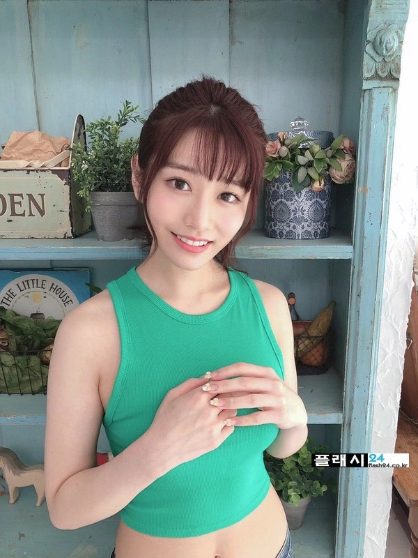 5월 일본 AV 여배우 순위 1위 카와키타 사이카
