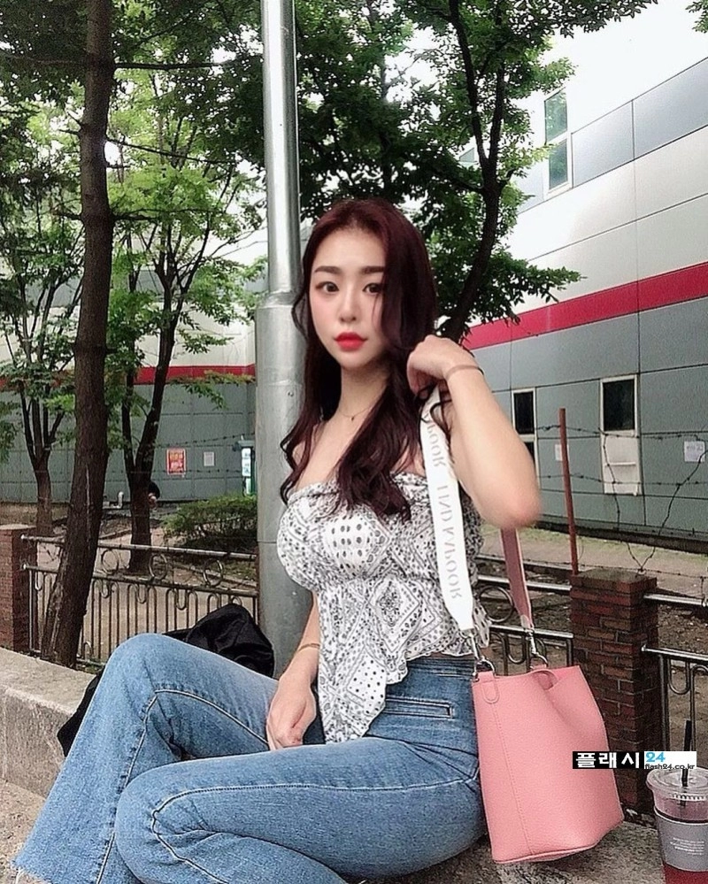 월급 더 주고싶은 여직원
