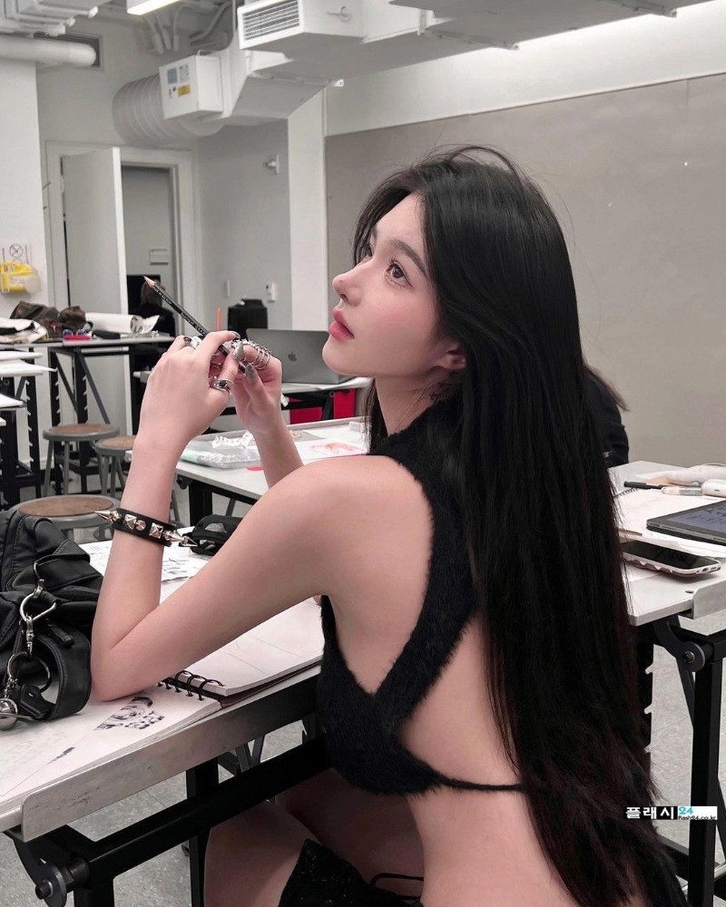 학과 씹어먹는 뉴요커 여대생