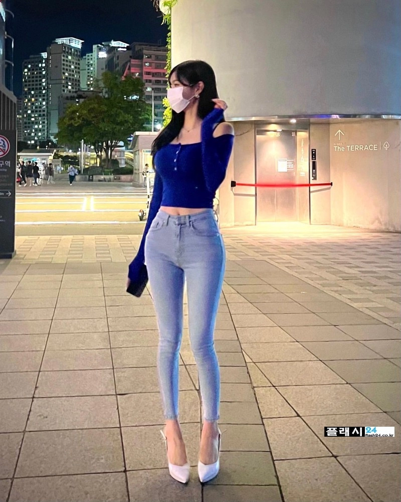 미스춘향 김현지 나도 허리 한번 잡아보자
