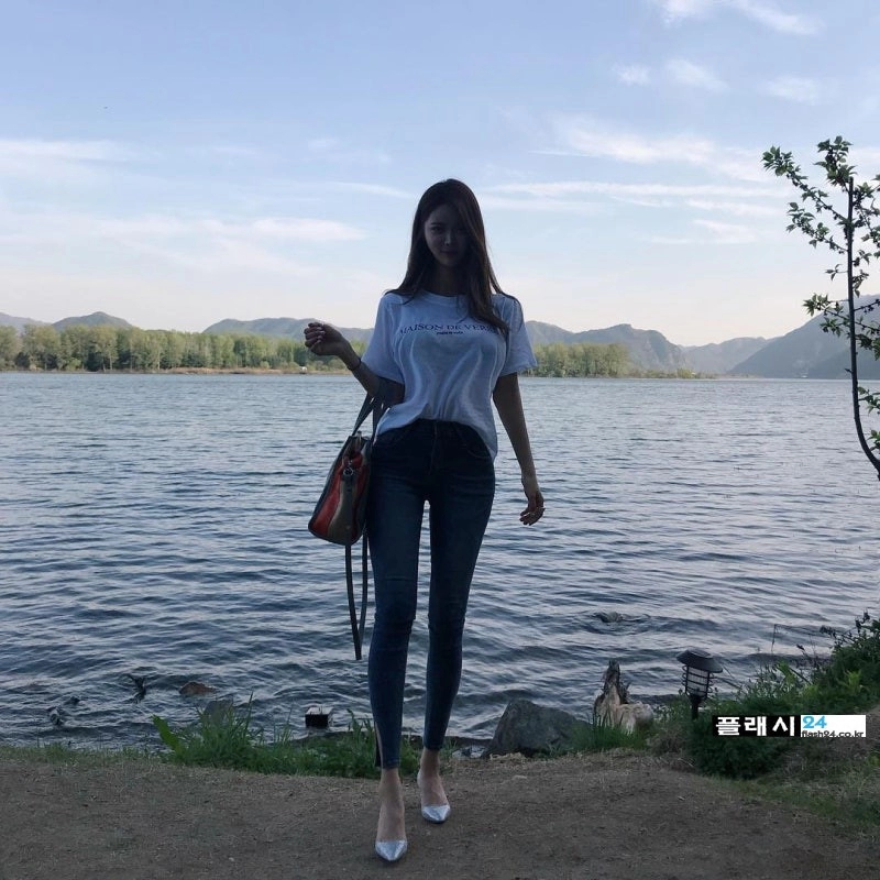 잡고싶은 골반을 가진 지혜