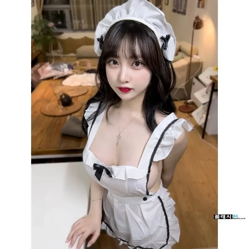 미드 사이즈가 남다른 bj루루 튜브탑