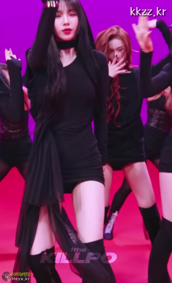 카리나 탄탄한 하체