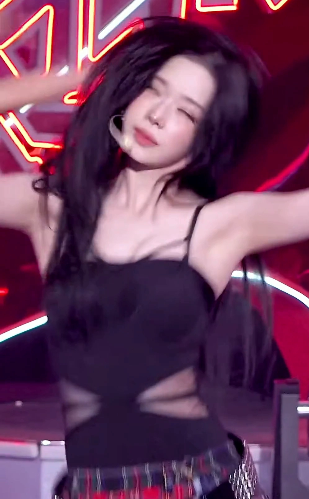 에스파 윈터 아헤가오 표정 음중 현장 초토화