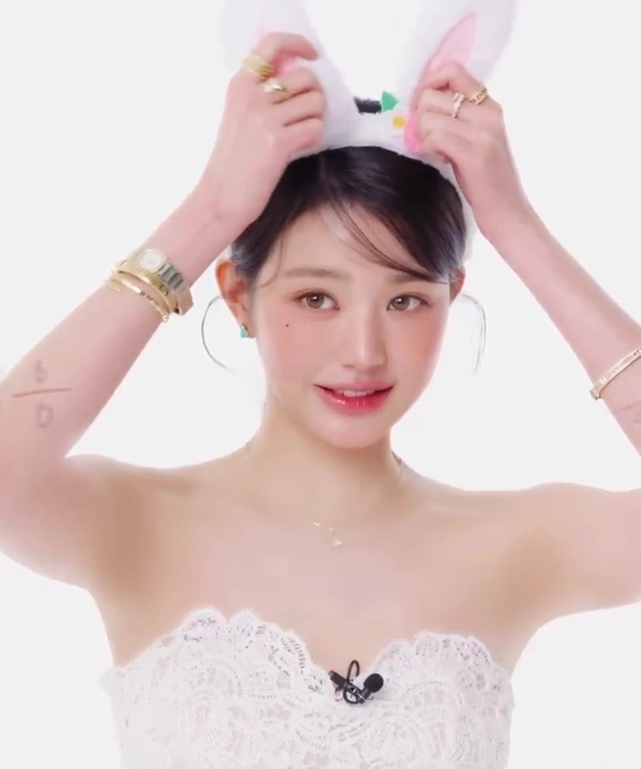 장원영 야드랑이 오픈한 오프숄더 겨붕이들 극락