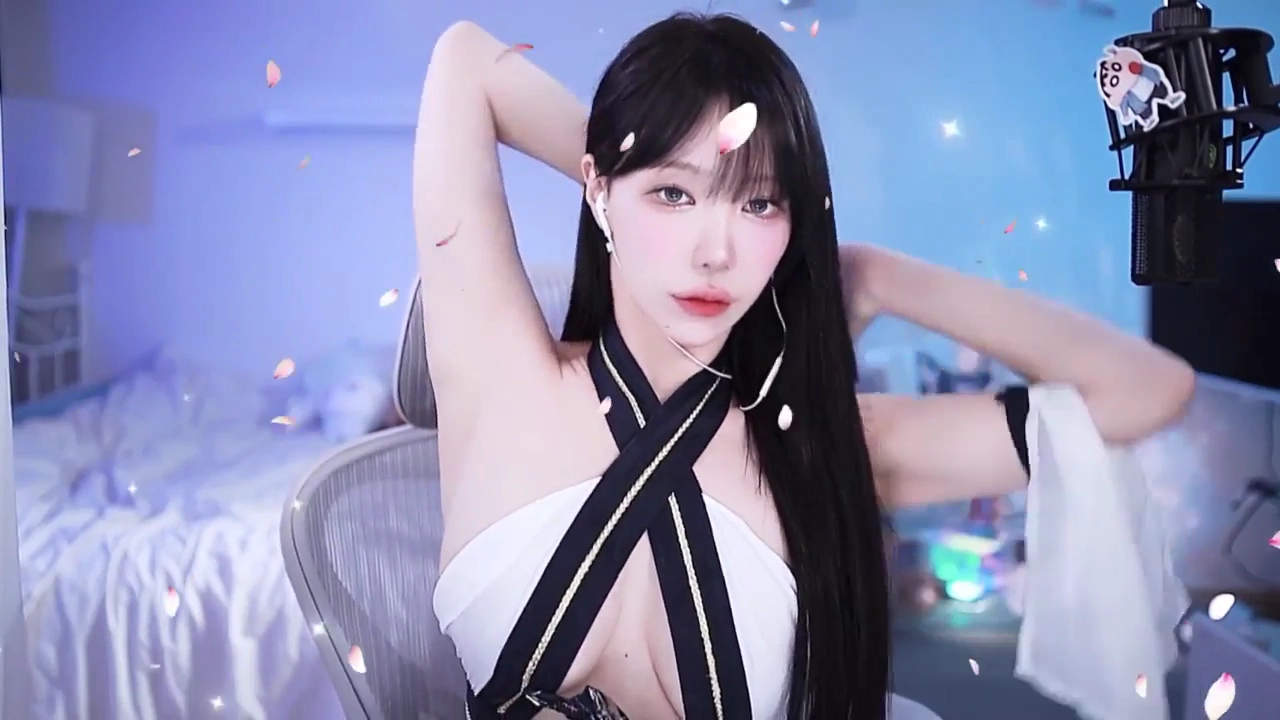 겨우디 야드랑이 50초 동안 보여주는 혜자 리액션